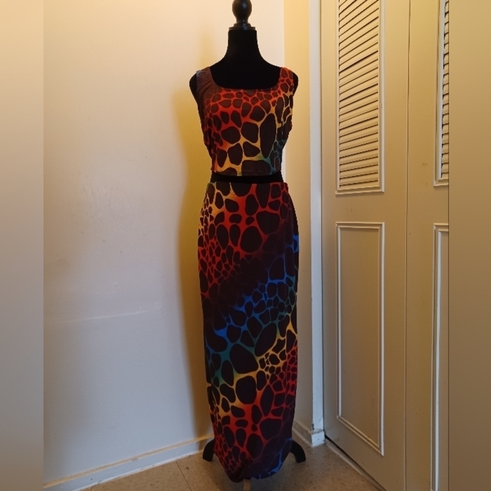 THE Curve -  2 pc Skirt Set